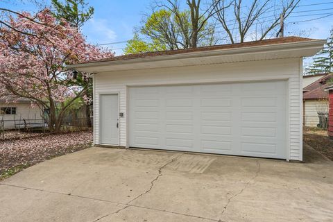 Tiny photo for 2012 Newton Avenue, Park Ridge, IL 60068 (MLS # 12621447)