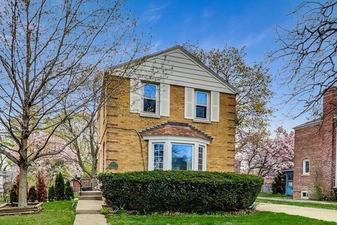 Tiny photo for 2012 Newton Avenue, Park Ridge, IL 60068 (MLS # 12621447)