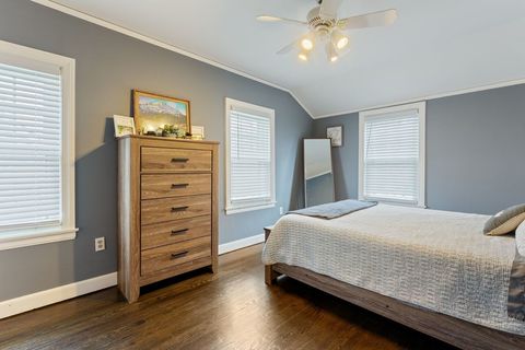 Tiny photo for 2012 Newton Avenue, Park Ridge, IL 60068 (MLS # 12621447)