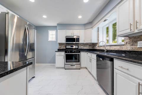 Tiny photo for 4024 W 106th Street, Oak Lawn, IL 60453 (MLS # 12738314)