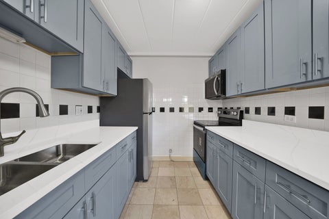Tiny photo for 6161 N Hoyne Avenue #504, Chicago, IL 60659 (MLS # 12793623)