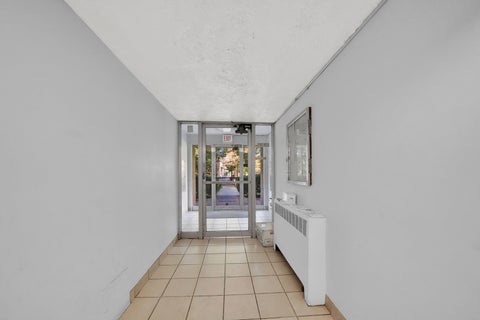 Tiny photo for 6161 N Hoyne Avenue #504, Chicago, IL 60659 (MLS # 12793623)