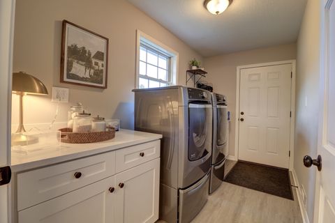 Tiny photo for 24335 Fulfs Road, Sterling, IL 61081 (MLS # 12633239)