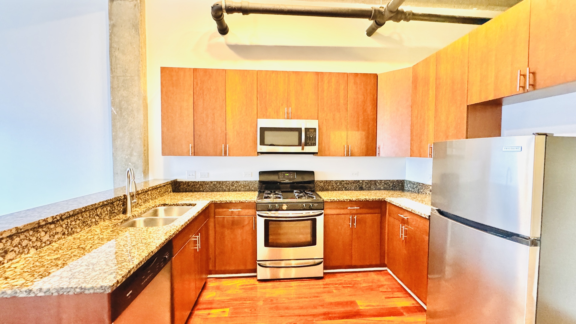 320 E 21st Street 805