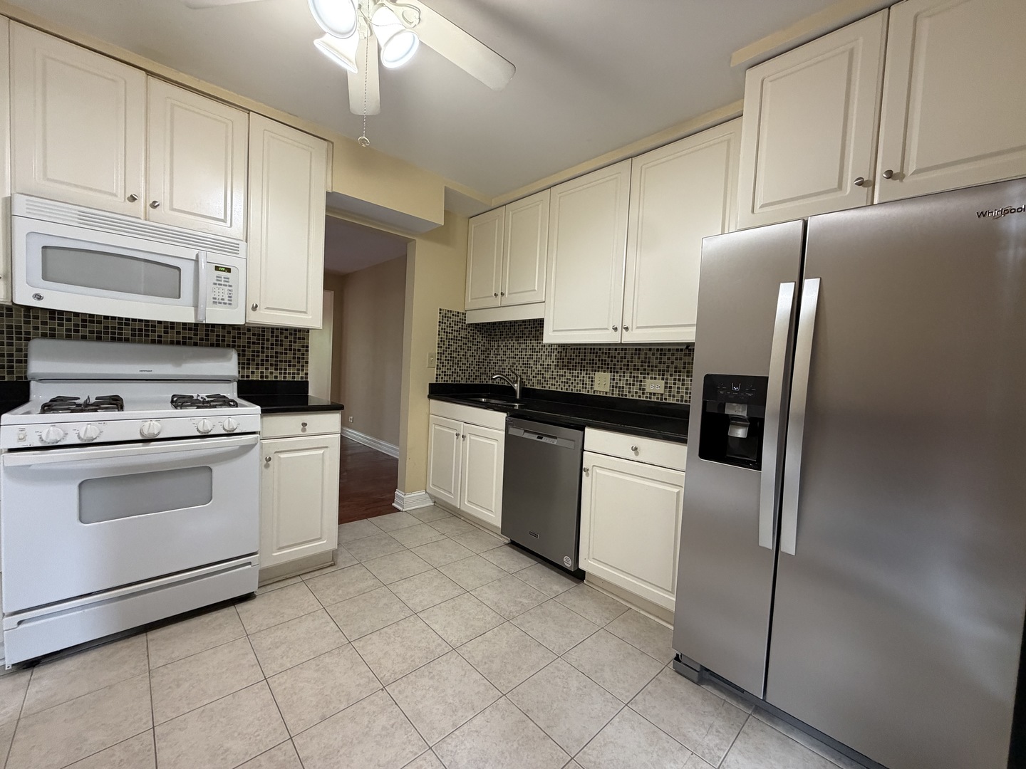 3021 Highland Avenue