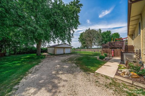 Tiny photo for 1623 Vale Street, Sandwich, IL 60548 (MLS # 12438180)