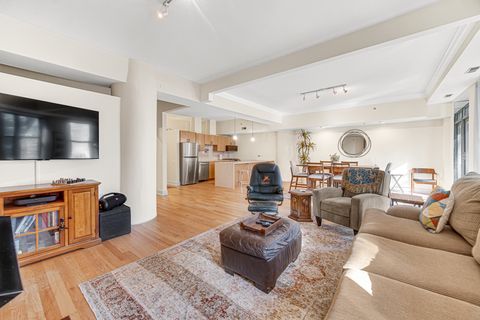 Tiny photo for 165 N Canal Street #514, Chicago, IL 60606 (MLS # 12483126)