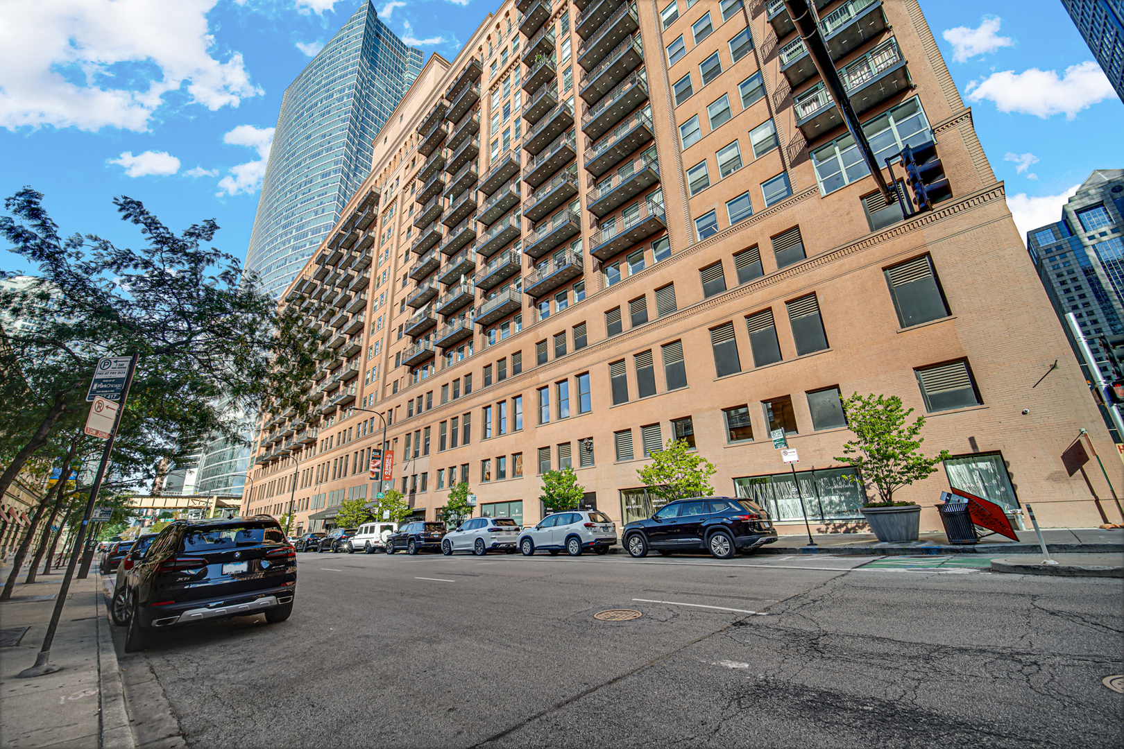 165 N Canal Street 514