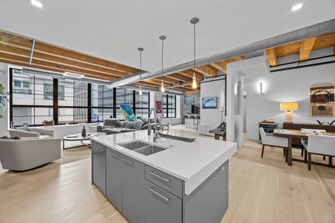 Tiny photo for 223 W LAKE Street #3N, Chicago, IL 60606 (MLS # 12684252)