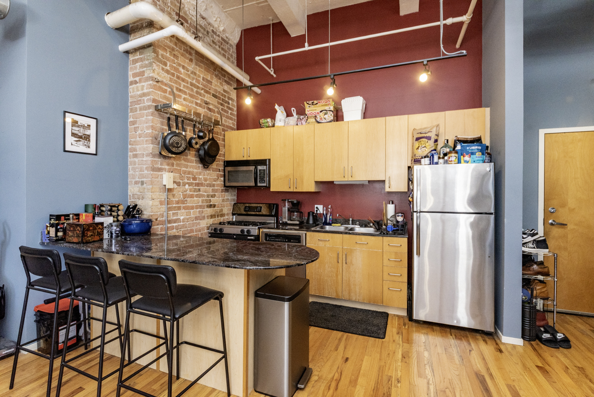 420 S CLINTON Street 805