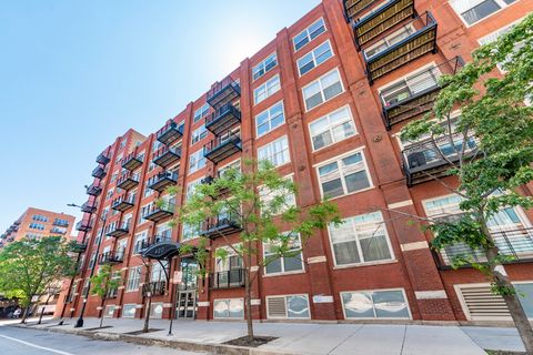 420 S CLINTON Street 805 Chicago IL 60607