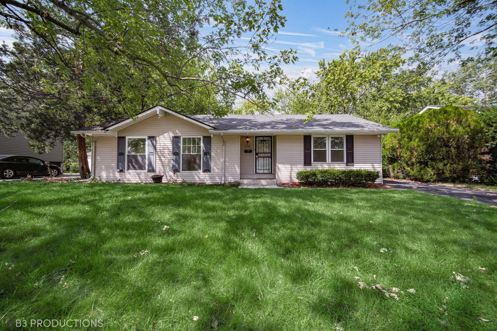 946 Harvard Lane