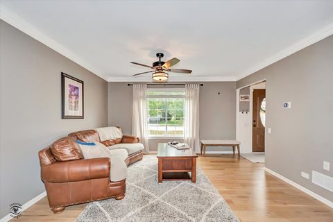 Tiny photo for 463 Bourbon Lane, Naperville, IL 60565 (MLS # 12472636)