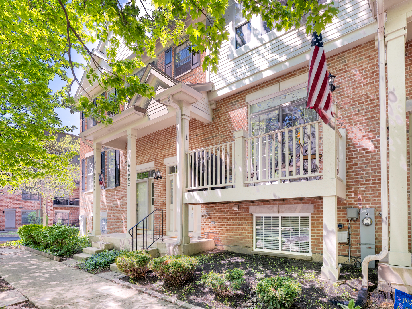 0S082 Lee Court