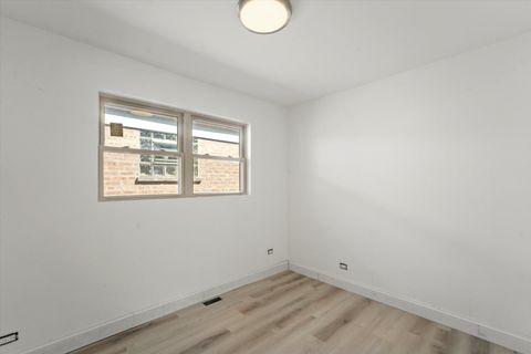 Tiny photo for 600 N Monticello Avenue, Chicago, IL 60624 (MLS # 12477718)