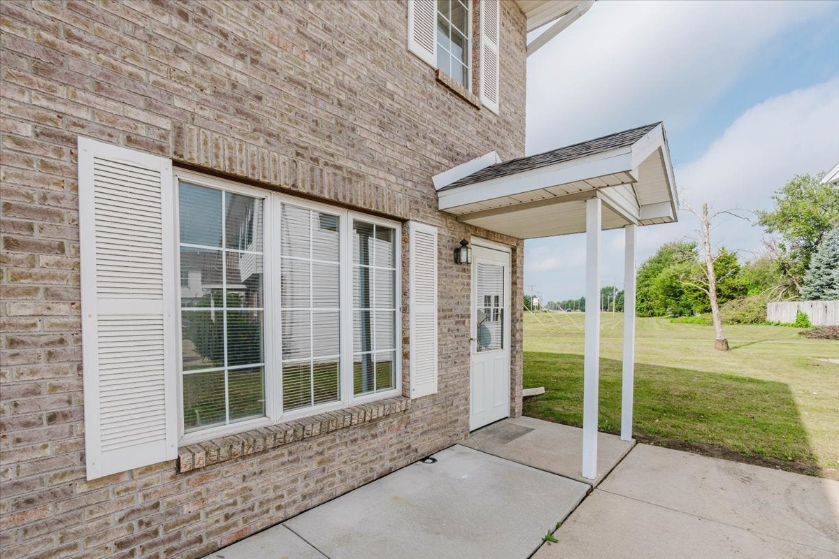23 Fetzer Drive 1