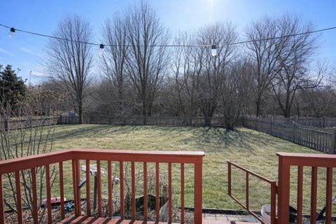 Tiny photo for 1048 Asbury Drive, Aurora, IL 60502 (MLS # 12591341)