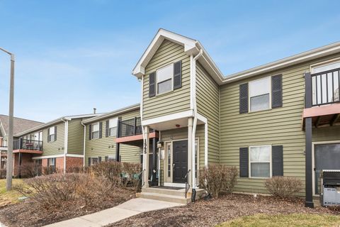 Tiny photo for 1565 Raymond Drive #101, Naperville, IL 60563 (MLS # 12590371)