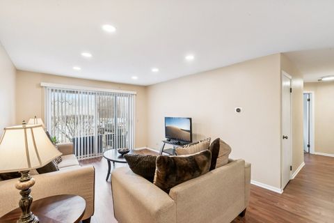 Tiny photo for 1565 Raymond Drive #101, Naperville, IL 60563 (MLS # 12590371)