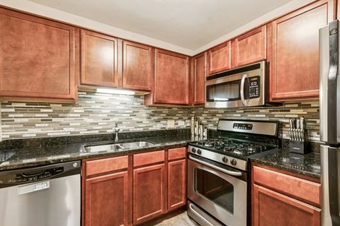 Tiny photo for 1565 Raymond Drive #101, Naperville, IL 60563 (MLS # 12590371)