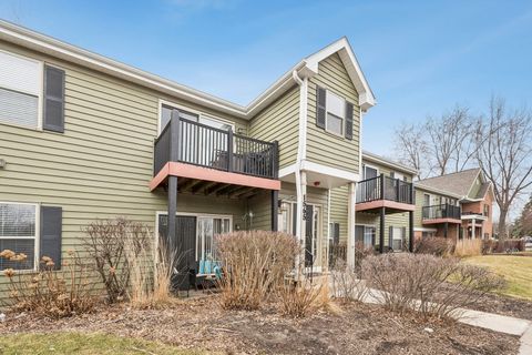 Tiny photo for 1565 Raymond Drive #101, Naperville, IL 60563 (MLS # 12590371)