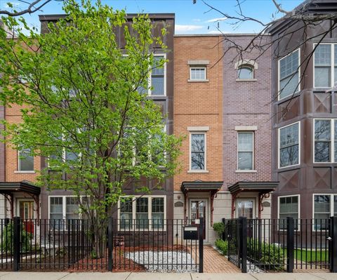 3449 N Whipple Street Chicago IL 60618