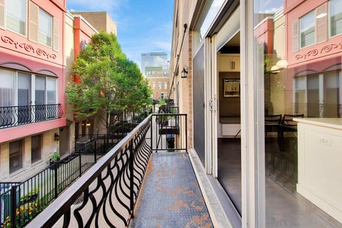 Tiny photo for 515 N Peoria Street, Chicago, IL 60642 (MLS # 12737928)