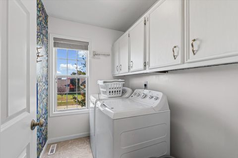 Tiny photo for 1307 Farley Lane, Champaign, IL 61822 (MLS # 12493223)