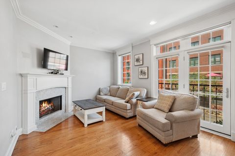 Tiny photo for 2730 N Lincoln Avenue #2, Chicago, IL 60614 (MLS # 12455122)