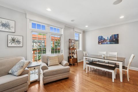 Tiny photo for 2730 N Lincoln Avenue #2, Chicago, IL 60614 (MLS # 12455122)