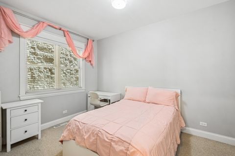 Tiny photo for 2730 N Lincoln Avenue #2, Chicago, IL 60614 (MLS # 12455122)