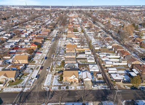 Tiny photo for Bellwood, IL 60104 (MLS # 12534853)