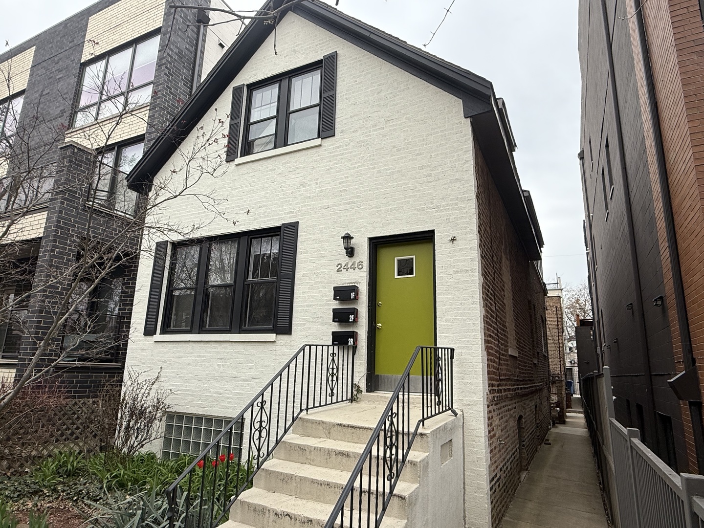 2446 W Thomas Street