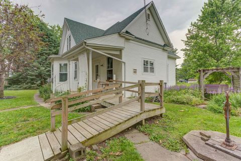 Tiny photo for 407 S Vine Street, Camargo, IL 61919 (MLS # 12384959)