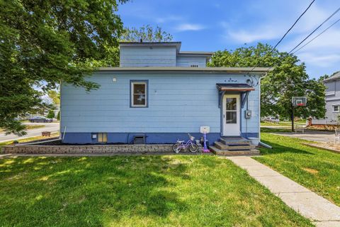 Tiny photo for 204 W Green Street, Farmer City, IL 61842 (MLS # 12678002)
