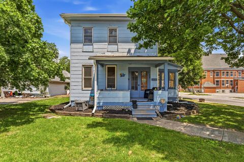 Photo of 204 W Green Street, Farmer City, IL 61842 (MLS # 12678002)
