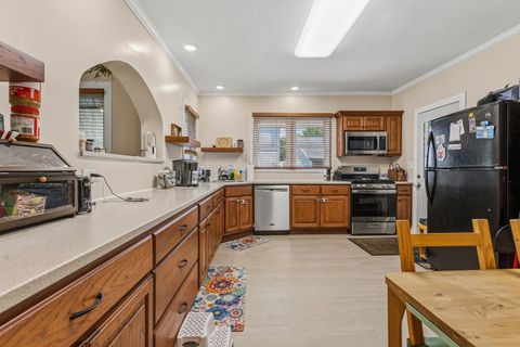 Tiny photo for 204 W Green Street, Farmer City, IL 61842 (MLS # 12678002)