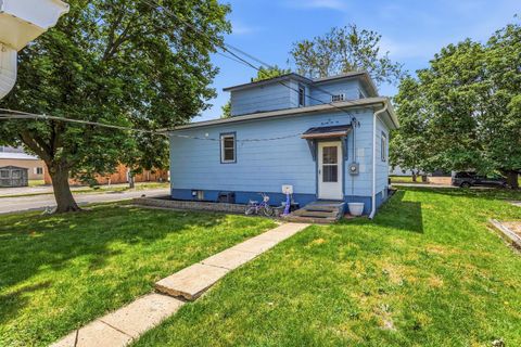 Tiny photo for 204 W Green Street, Farmer City, IL 61842 (MLS # 12678002)