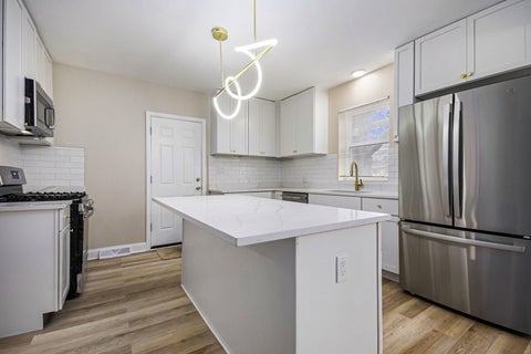 Tiny photo for 26 E 157th Street, South Holland, IL 60473 (MLS # 12689487)