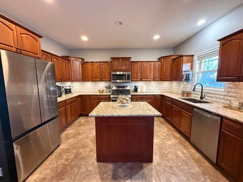 Tiny photo for 4800 Longfellow Drive, Springfield, IL 62711 (MLS # 12602843)