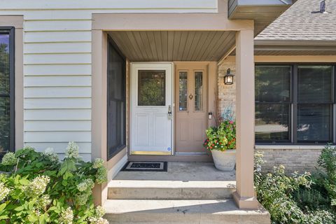 Tiny photo for 502 Rosebud Drive #S, Lombard, IL 60148 (MLS # 12480249)