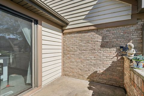 Tiny photo for 502 Rosebud Drive #S, Lombard, IL 60148 (MLS # 12480249)