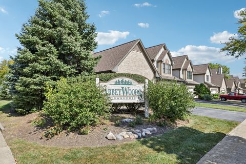 Tiny photo for 502 Rosebud Drive #S, Lombard, IL 60148 (MLS # 12480249)