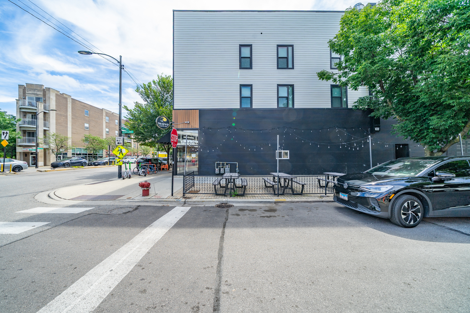 1858 N Western Avenue