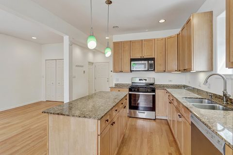 Tiny photo for 2751 N Campbell Avenue #2, Chicago, IL 60647 (MLS # 12611131)