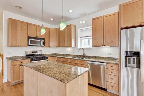 Tiny photo for 2751 N Campbell Avenue #2, Chicago, IL 60647 (MLS # 12611131)