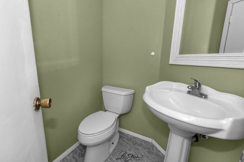 Tiny photo for 10S073 Clarendon Hills Road, Willowbrook, IL 60527 (MLS # 12774469)