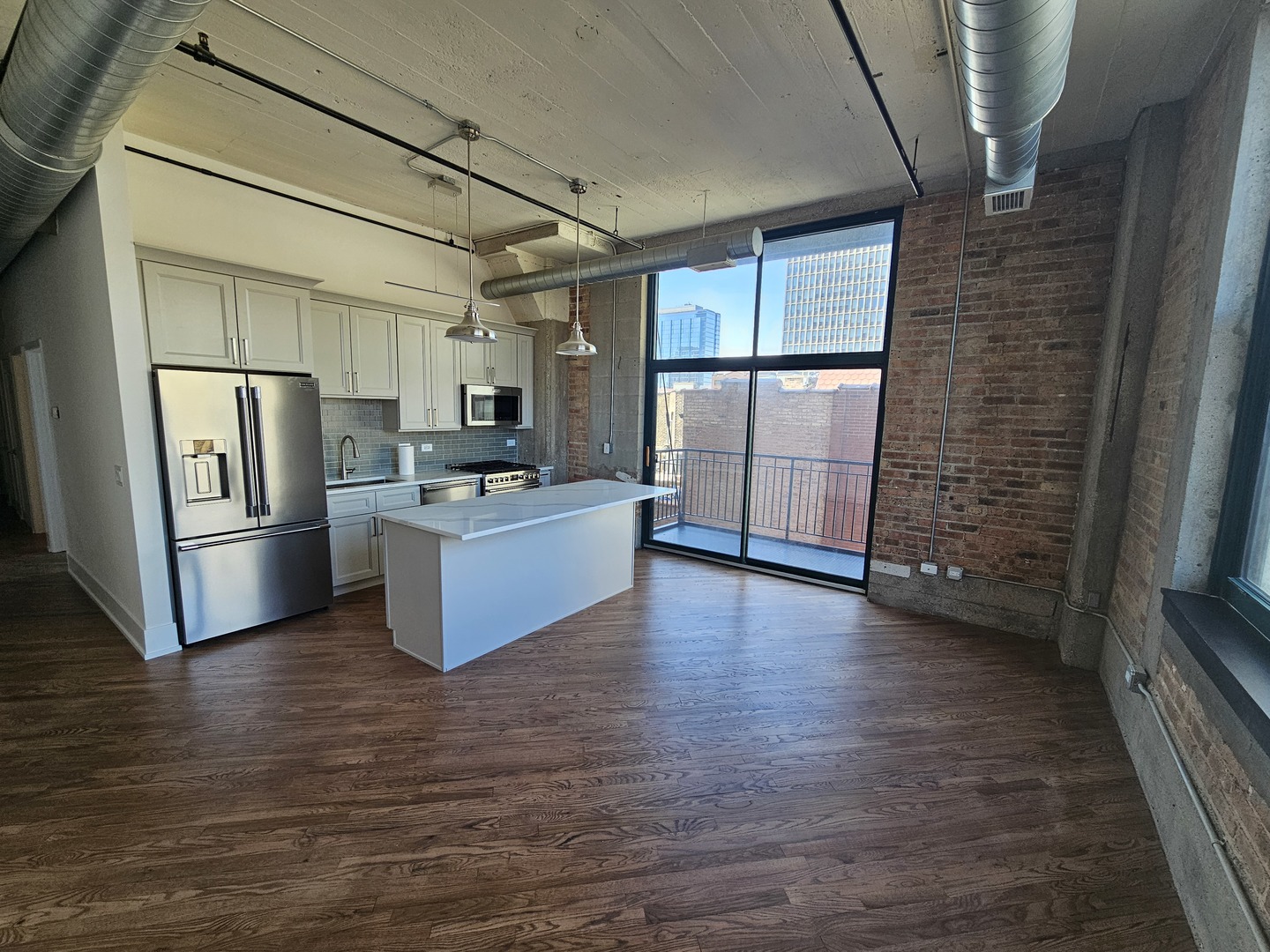 221 E Cullerton Street 401