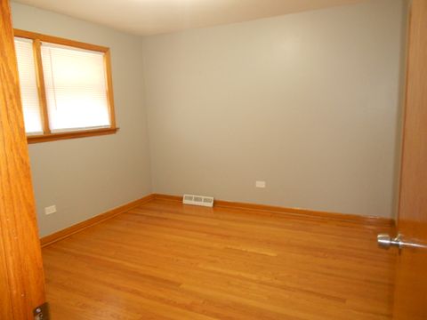 Tiny photo for 5820 S Rutherford Avenue, Chicago, IL 60638 (MLS # 12508269)