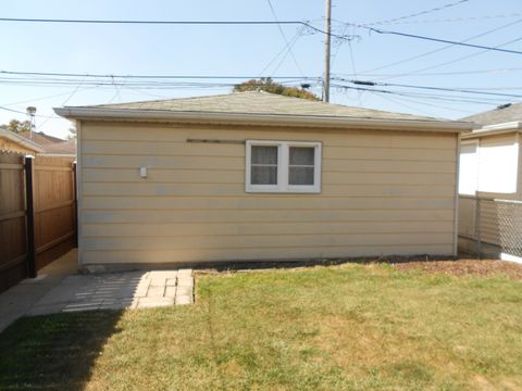 Tiny photo for 5820 S Rutherford Avenue, Chicago, IL 60638 (MLS # 12508269)